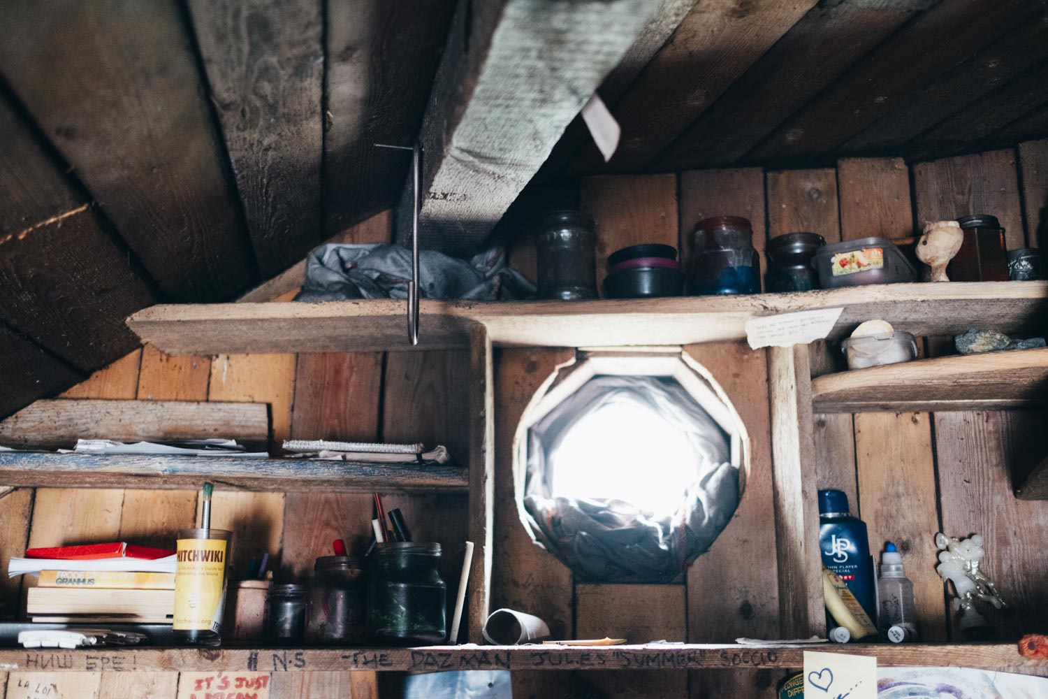 lofoten kvalvika beach cottage photography