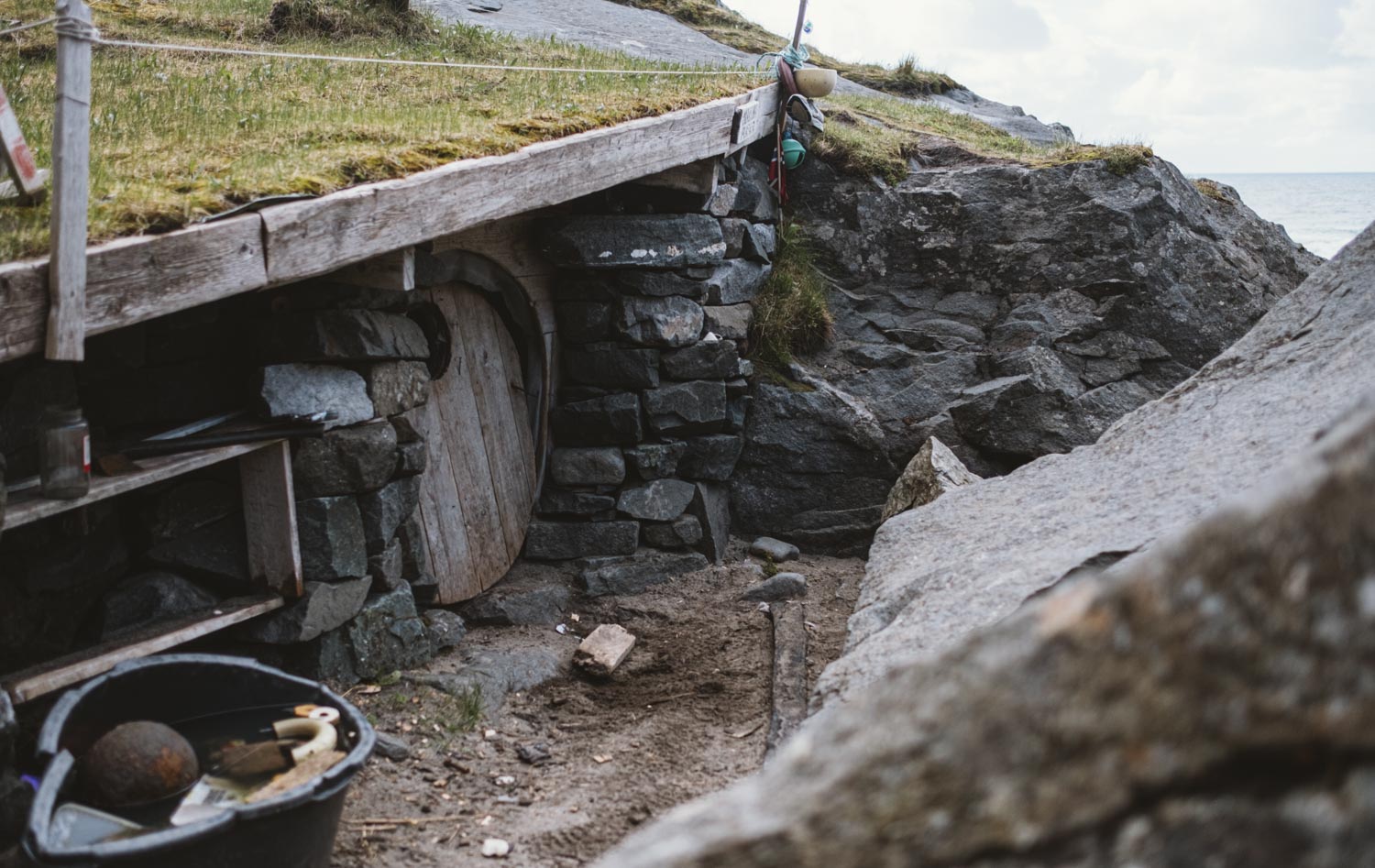 lofoten kvalvika beach cottage photography